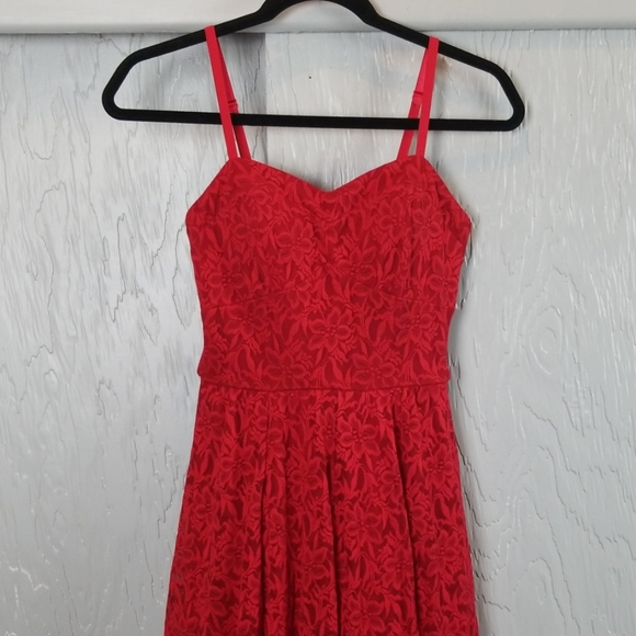 Lily Rose Dresses & Skirts - LILY ROSE  red lace spaghetti strap mini dress